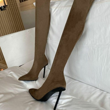 Ženske čizme iznad koljena od velura, oštar vrh, visoki pet 6–8 cm, stražnji zatvarač