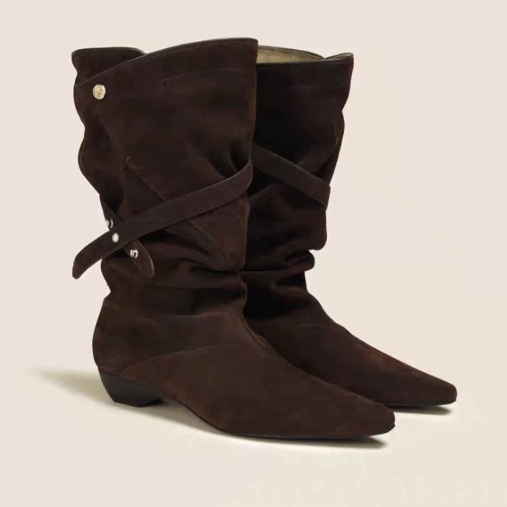 Cizme cowboy din velur cu căptușeală din lână de oaie, vârf ascuțit, gambă înaltă, toc mic 1–3 cm