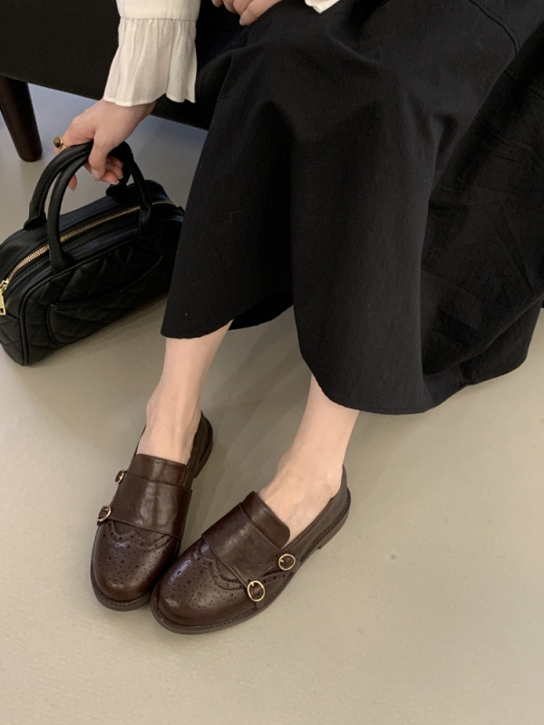Ženske loaferice s okruglim vrhom — Gornji dio: Super vlakno; Potplat: PU; Visina pete: 3–5 cm, debeli potplat; Otvor: plitak