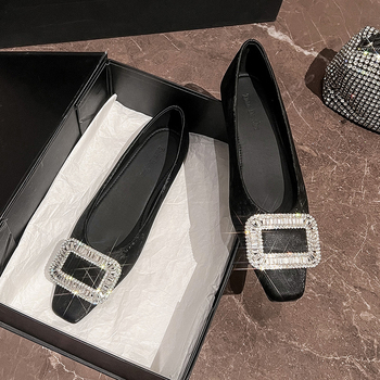 Női lapos cipő - négyszögletes orr, mikroszálas felsőrész, gumitalp, slip-on