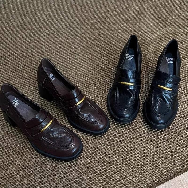 Ženske mokasine: gradski stil, visoke pete 6-8 cm, gornji dio od super fiber, ulošak od prirodne kože, potplat od gume