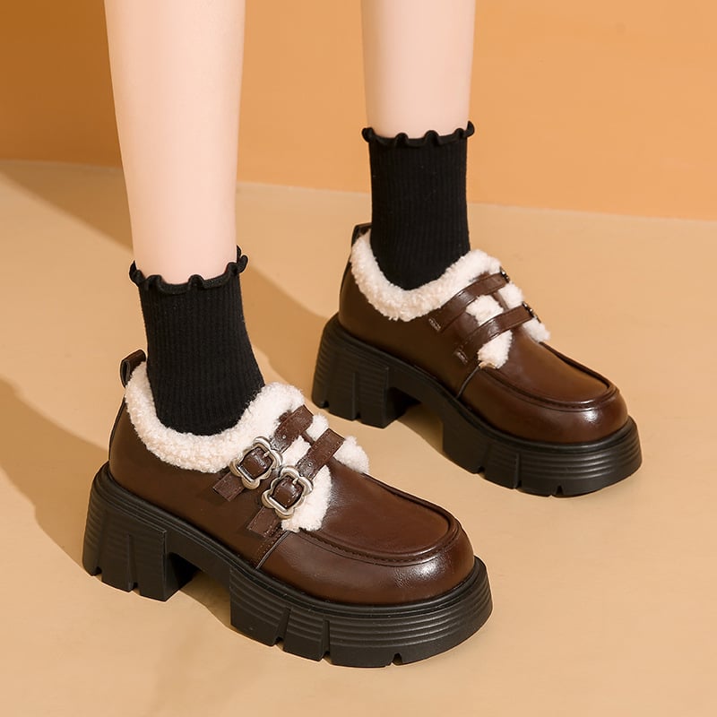 Loafers s debelim petama 6–8 cm, Velcro zatvarač, PU gornji dio, plišana unutrašnjost, gumeni potplat