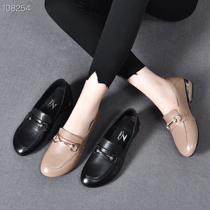 Ženske loafers od sintetičke kože, niski potpetica 1-3 cm, zaobljena prednja, PU ulošak
