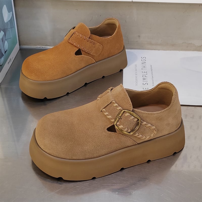 Ženske mokasine s Velcro, okrugli vrh, gornji dio od kravlje veluru, srednji pet 3-6 cm, gumeni potplat