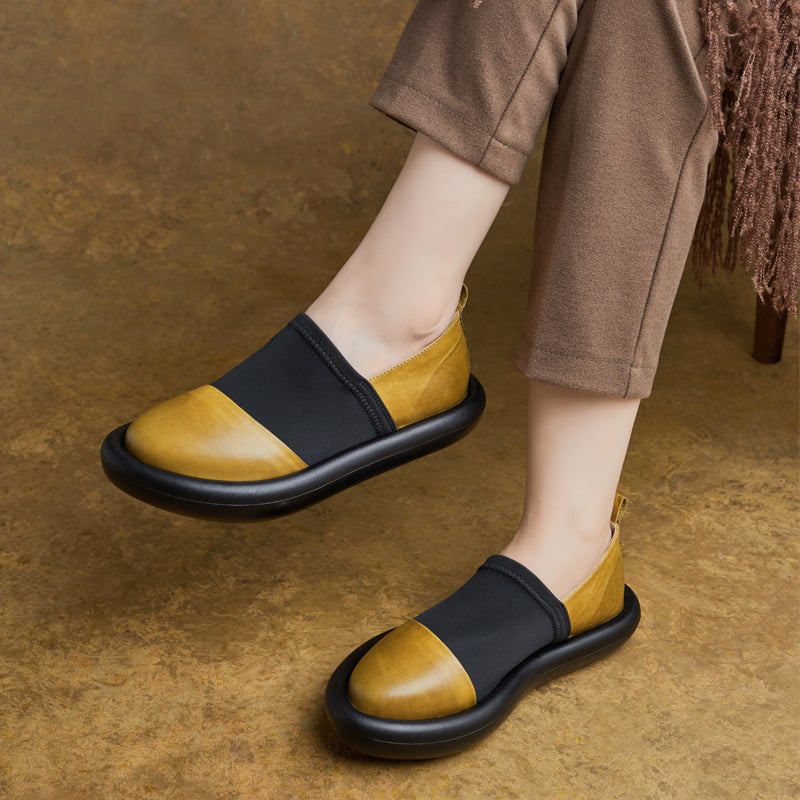 Ravne slip-on cipele, britanski stil; okrugli vrh; gornji dio: koža prvog sloja; niski debeli potpetica 1–3 cm; đon: guma.