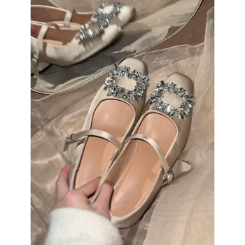 Mary Jane cipele s četvrtastim vrhom, rhinestones ukrašene, satin gornji dio, 7 cm povećanje visine, srednja peta, gumeni potplat