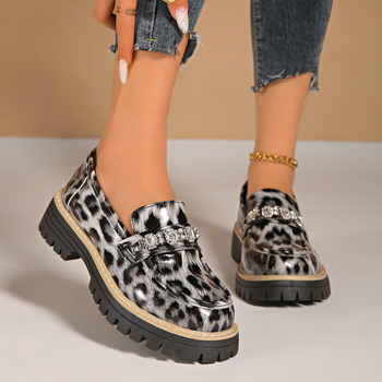 Loaferice u britanskom stilu s leopard uzorkom, gornji dio od PU kože, debela potplata, peta 3–5 cm