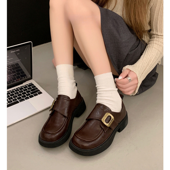 Ženske loaferice od mikrovlakna, okrugli vrh, slip-on, niski pet 1–3 cm, gumeni đon