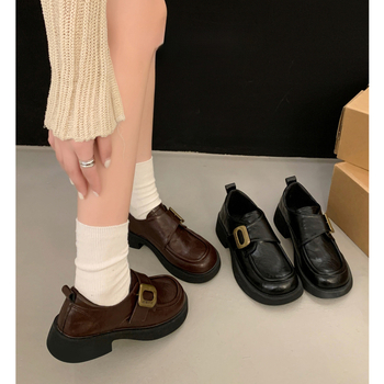 Ženske loaferice od mikrovlakna, okrugli vrh, slip-on, niski pet 1–3 cm, gumeni đon