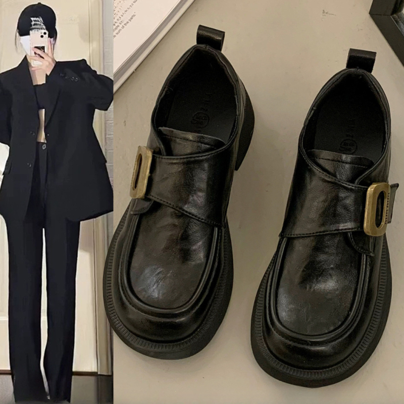 Ženske loaferice od mikrovlakna, okrugli vrh, slip-on, niski pet 1–3 cm, gumeni đon
