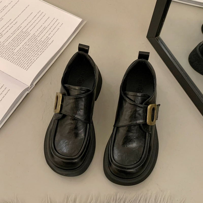Ženske loaferice od mikrovlakna, okrugli vrh, slip-on, niski pet 1–3 cm, gumeni đon