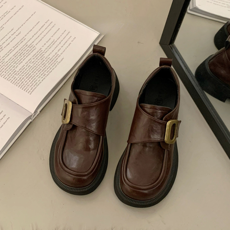 Ženske loaferice od mikrovlakna, okrugli vrh, slip-on, niski pet 1–3 cm, gumeni đon