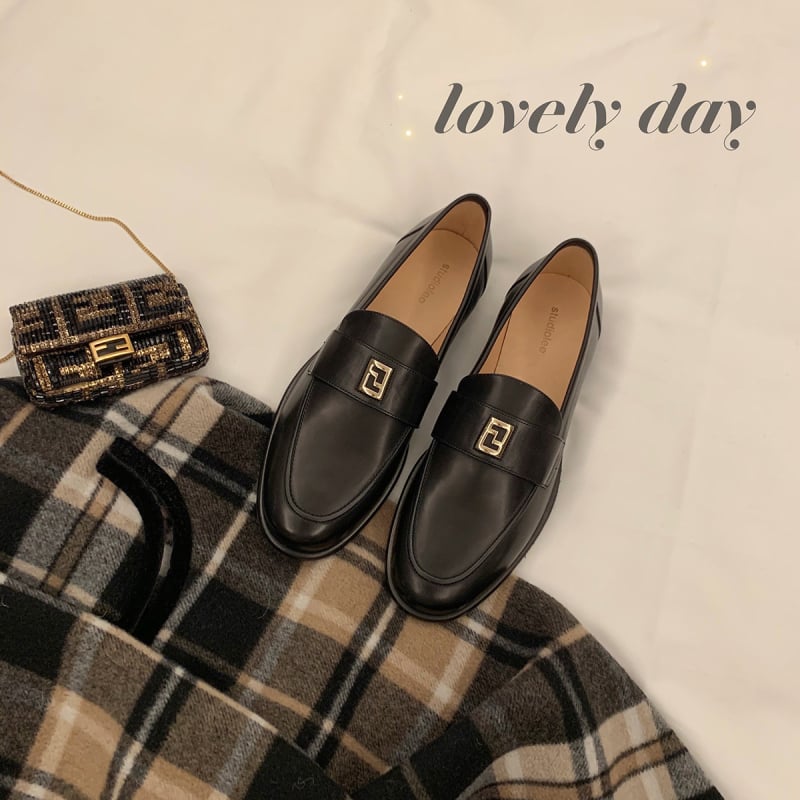 Ženske kožne balerine s retro stilom, okrugli vrh, gornji dio od govedje kože, niska potpetica 1–3 cm
