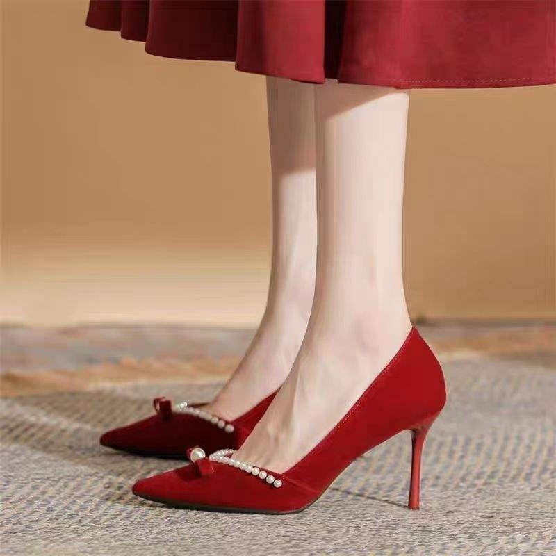 Svadbene cipele s otvorenim prstom, velur, kitten-heel, gumeni potplat