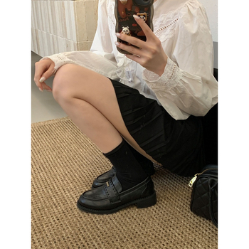 Ženske slip-on loaferice s debelim potplatom, okrugli vrh, gumeni gornji dio, gumena potplata, mikrovlaknena podstava