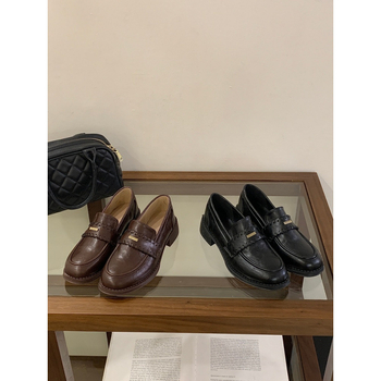 Ženske slip-on loaferice s debelim potplatom, okrugli vrh, gumeni gornji dio, gumena potplata, mikrovlaknena podstava