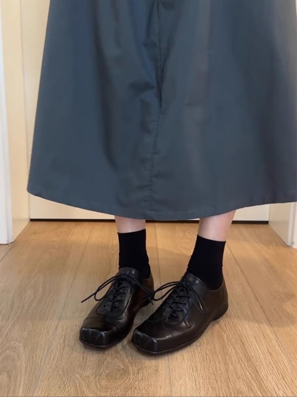 Loafers dama cu vârf pătrat, partea superioară din piele de vită, căptușeală din piele, talpă din cauciuc, toc mic