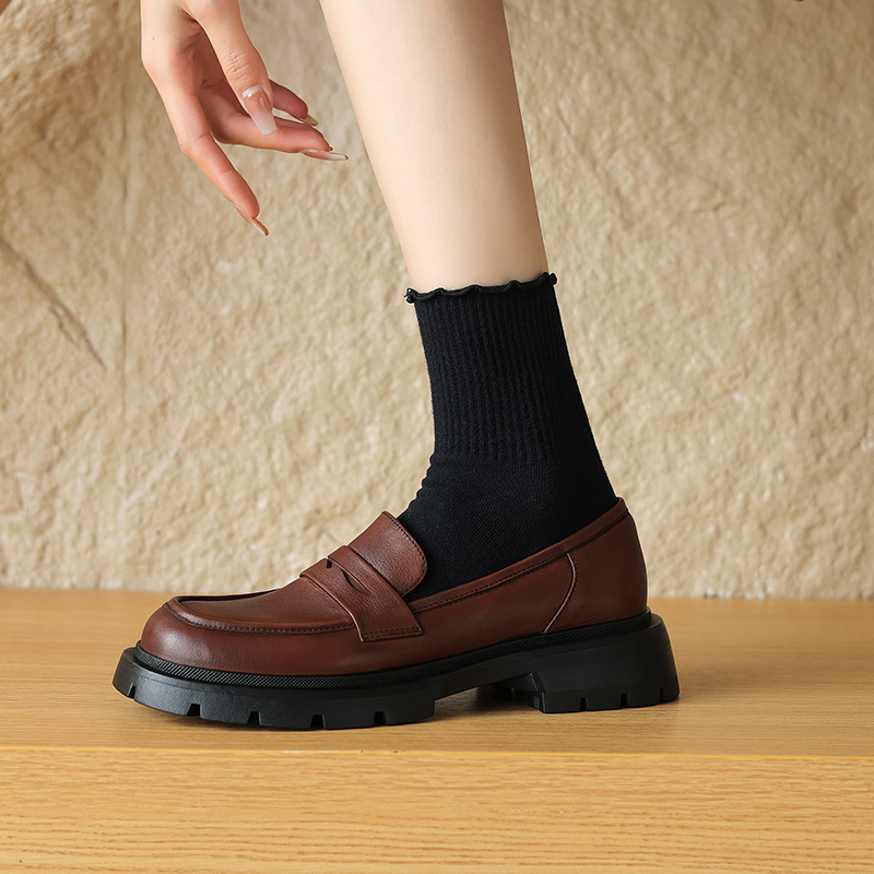 Лофери - ретро стил, PU горна част, подплата от свинска кожа, подметка от TPR, височина на петата 3-5 см