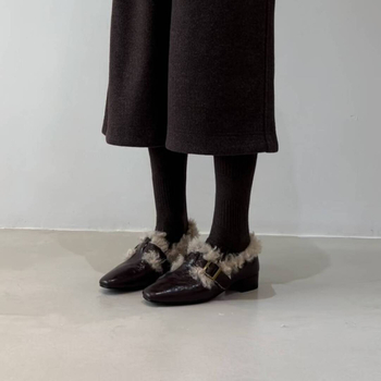 Damske cipele od ovčje kože, francuski retro stil, pliša fleece podstava, kopčano zatvaranje, srednja potpetica, gumeni potplat