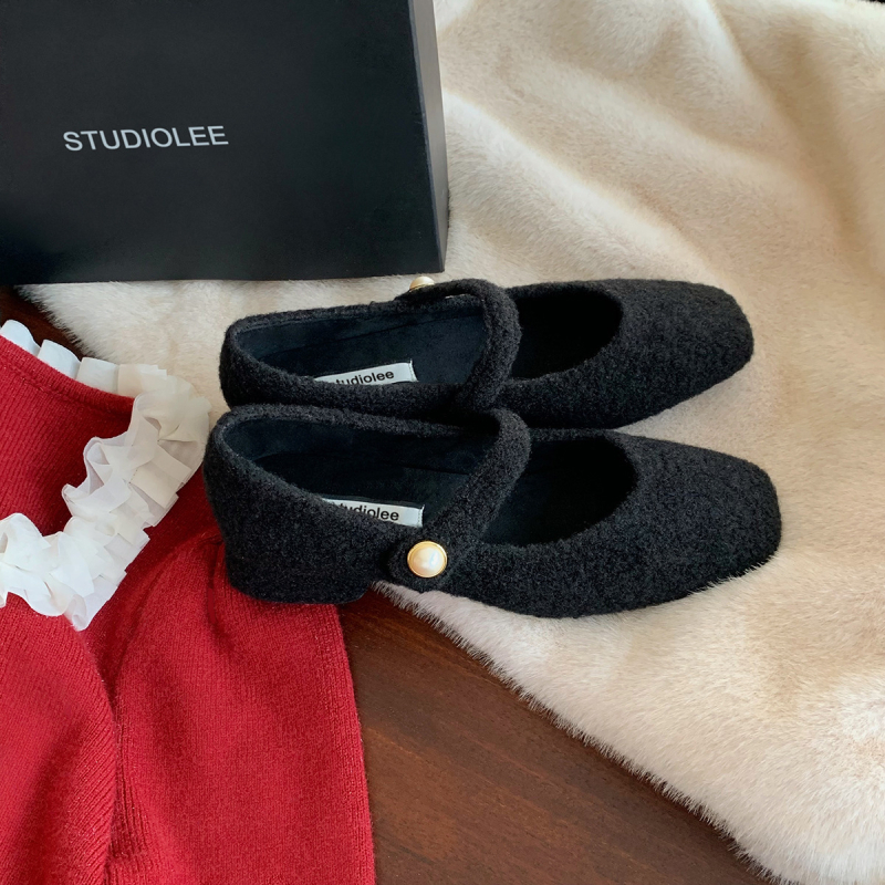 Mary Jane обувки за жени с равна подметка — кръгъл нос, горна част от свинска кожа, нисък дебел ток, гумена подметка, естествена кожена стелка