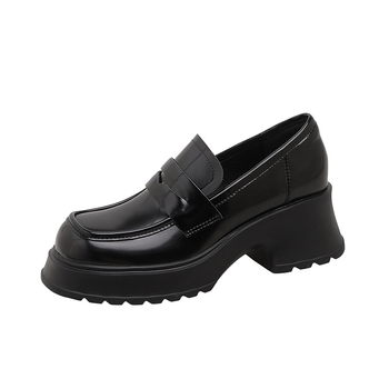 Ženski kožni loaferi s debelim platformom i visinom pete 6-8 cm, britanski stil, okrugli vrh, gornji dio od kože druge klase tele, potplat od pjene od gume