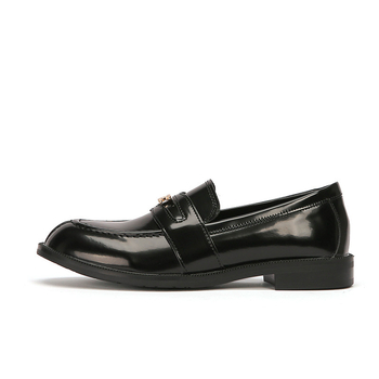 Ženske loaferice s okruglim nosem – bez vezanja, gornji dio od materijala Super Fiber, gumena potplat, debeli pet
