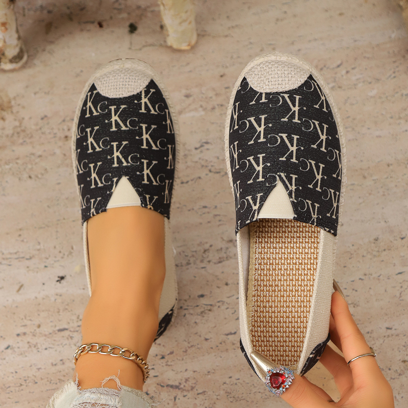 Дамски платнени обувки за ежедневието с кръгъл нос, Slip-On, гумена подметка, нисък ток