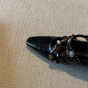 Mary Jane cipele s kvadratnim nosom, gornji materijal: super vlakna, visina potpetice 3-6 cm, zatvaranje kopčom