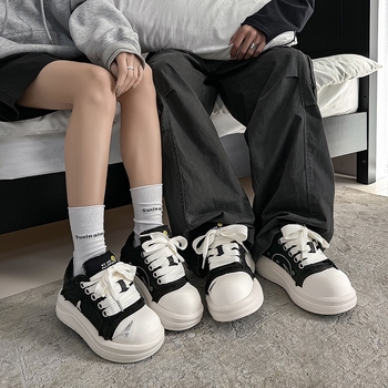 Muške tenisice s okruglim nosom, niskim gornjim dijelom, PU gornji dio, gumeni potplat s platformom, vezanje na pertle