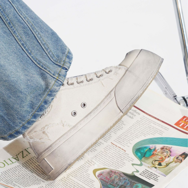 Muške tenisice od platna, zaobljeni nos, gumena potplat, uložak od mreže + latex