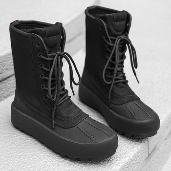 Мъжки високи ботуши Martin с дебела повдигаща подметка, платнена горна част, вулканизирана подметка и връзки отпред