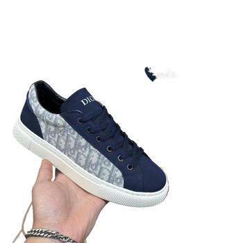 Tenisice s PU gornjim dijelom, srednja visina, zaobljeni vrh, vezanje, prozračne