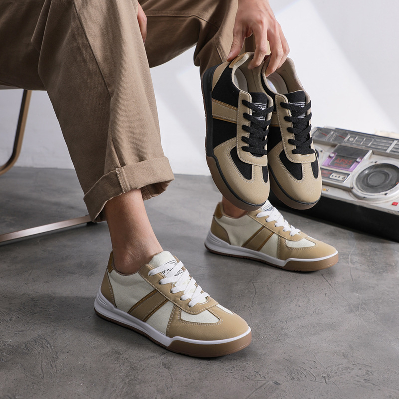 Muške tenisice od platna s niskim gornjim dijelom, prozračna mrežasta unutrašnjost, EVA uložak, vezanje šnurkama