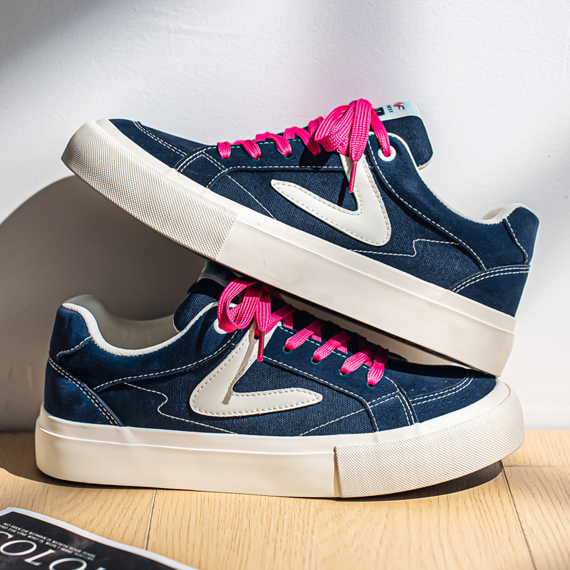 Muške tenisice za skateboard, prozračni platneni gornji dio, okrugla špička, vezanje na šnure, gumeni đon