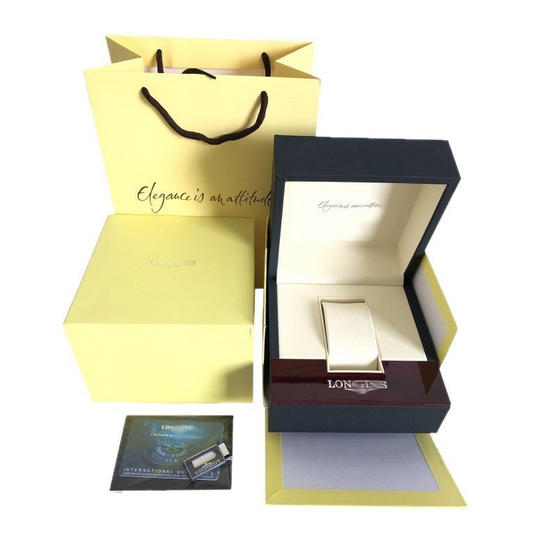 Pánske automatické mechanické hodinky s kalendárom a zobrazením dňa v týždni; ciferník 39 mm so safírovým sklíčkom; puzdro a nerezový náramok; pohon Seagull 2892; vodotesnosť 100 m