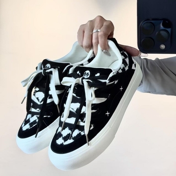 Muške platnene tenisice - Lagane, Niskog profila, Na vezanje, Gumena potplat, Mrežasta podstava