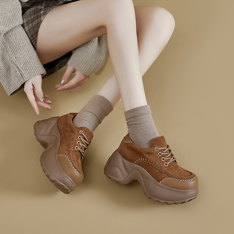 Platformske loaferice s okruglim vrhom, gornji dio od super fiber, EVA đon, prednje vezanje, debeli pet, za zimu i jesen