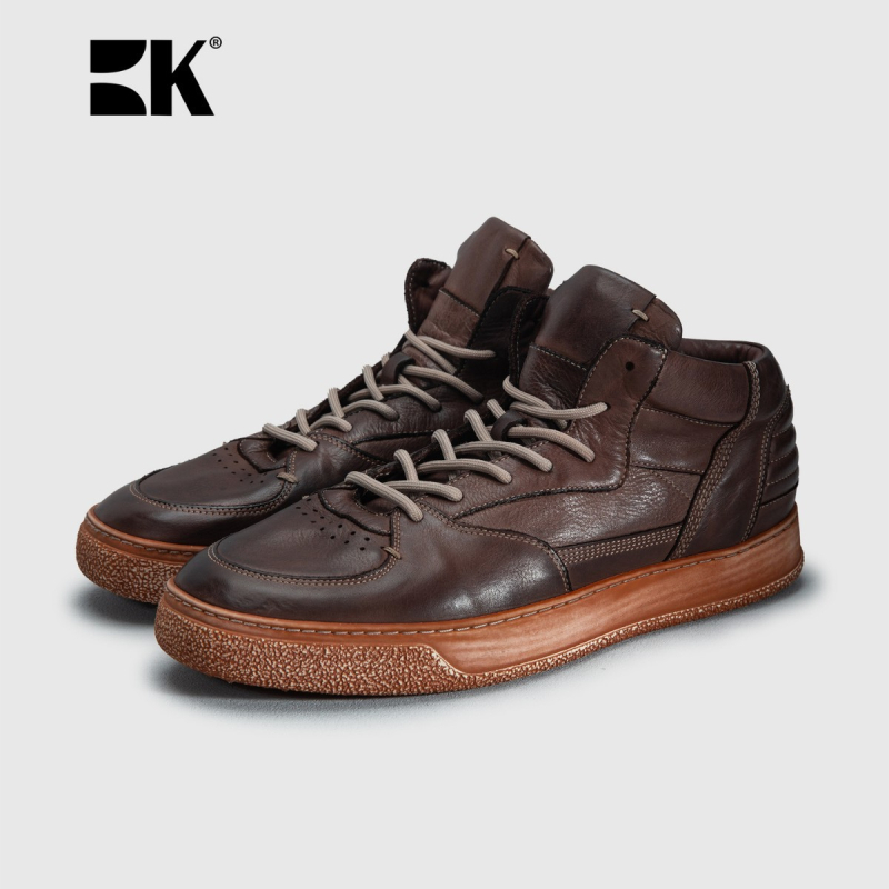 Ghete din piele pentru bărbați mid-top, upper din piele de vițel, talpă din cauciuc, vârf rotund, toc 3–5 cm, închidere frontală