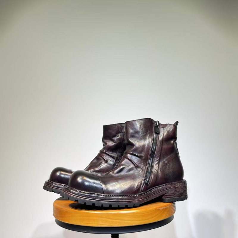 Férfi Chelsea bakancs lóbőrből, középmagas szár, bőr talp gumírozott betéttel, belső bélés és bőr belső talp, oldalsó cipzár