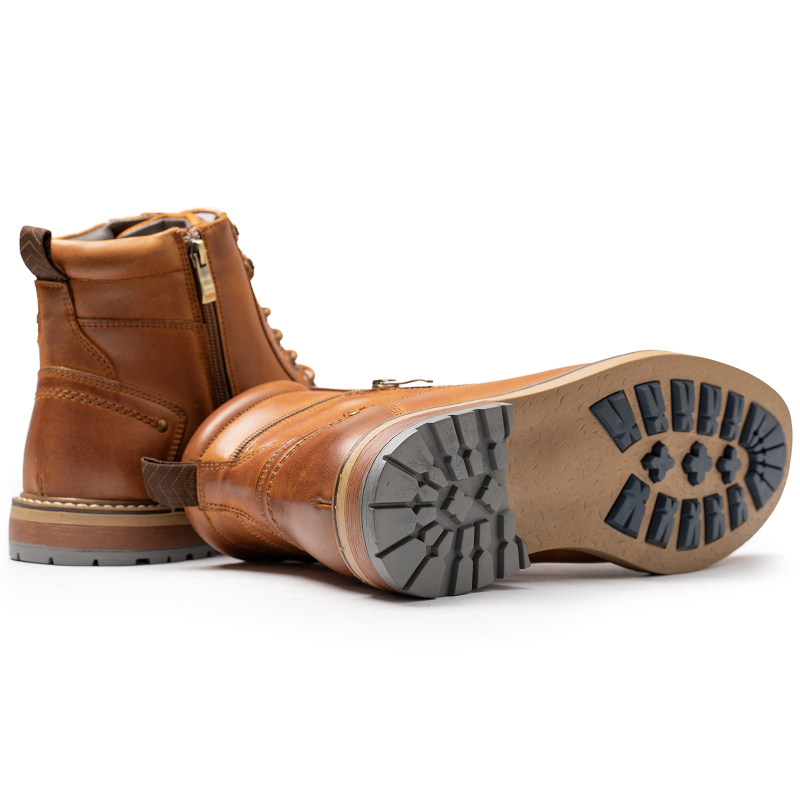 Férfi Martin bőr csizmák - valódi bőr, magas szár, fűző, oldalsó cipzár, bolyhos bélés, csúszásmentes talp