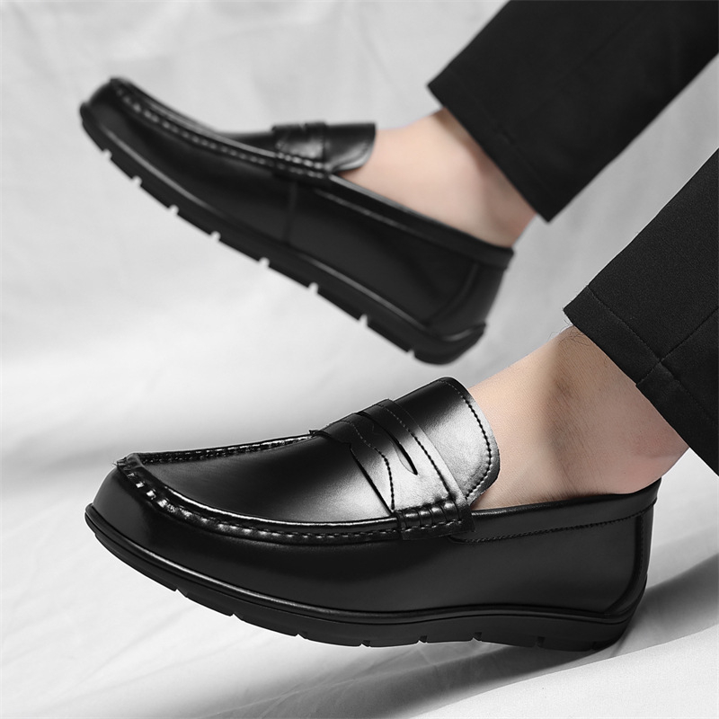 Muški kožni slip-on loaferi - gornji dio od reciklirane kože, potplat od gum, ulošak PU, okrugli vrh, prozračni, jesen 2025