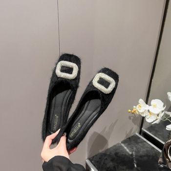 Ženske loafers s kvadratnim nosom od suedea, podstavljene umjetnim plišem, gumena potplata