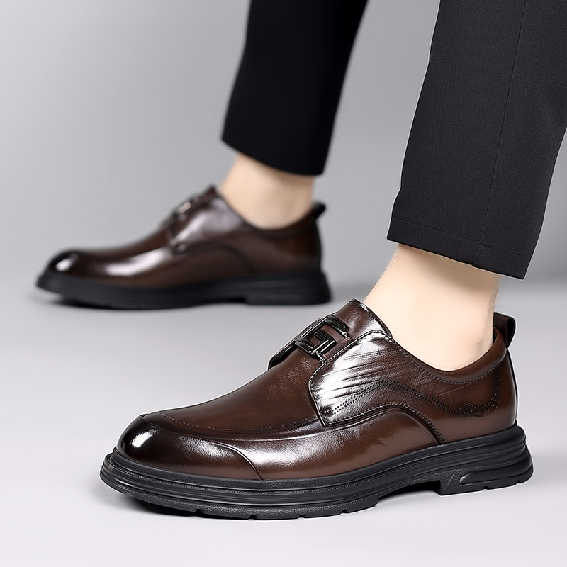 Muške slip-on mokasice s gornjim dijelom od mikrovlakna, prozračni PU ulošak, okrugli vrh, gumeni potplat