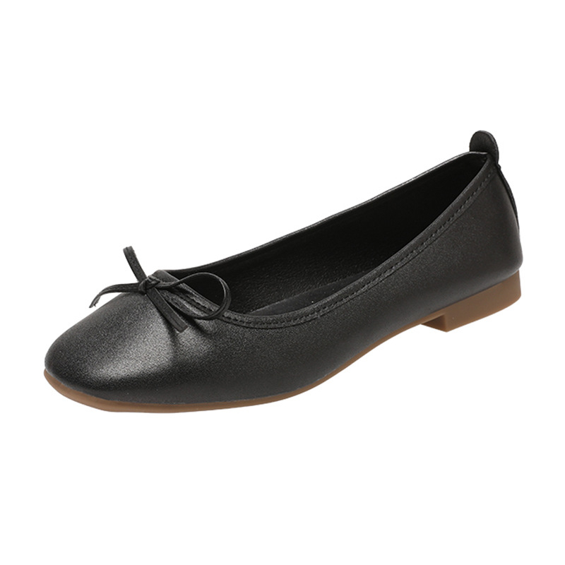Ženske mokasine s kvadratnim vrhom, gornji dio od mikrovlaknaste kože, niski potplat 1–3 cm, slip-on