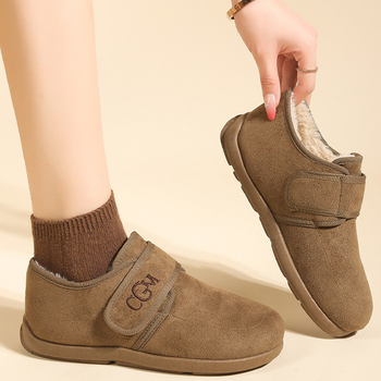 Női téli csizma Velcro zárással, plüss belsővel, alacsony szár, PVC talp, alacsony sarok 1-3 cm