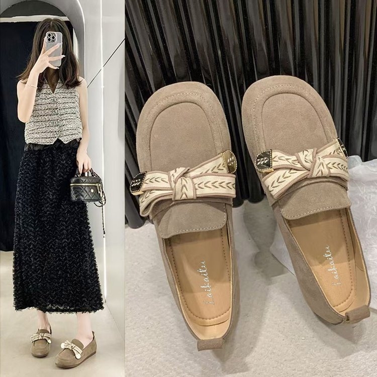 Ženske loafers, minimalistički slip-on, zaobljeni vrh, mat površina, color-block uzorak