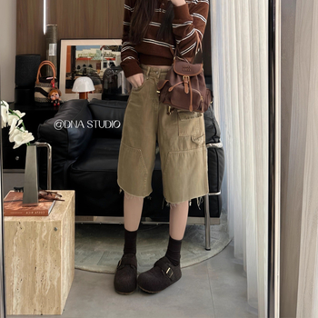 Női velúr loaferek mesterséges rövid plüss béléssel, gumitalpú, kerek orrú, alacsony felső rész