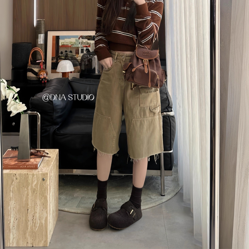 Női velúr loaferek mesterséges rövid plüss béléssel, gumitalpú, kerek orrú, alacsony felső rész