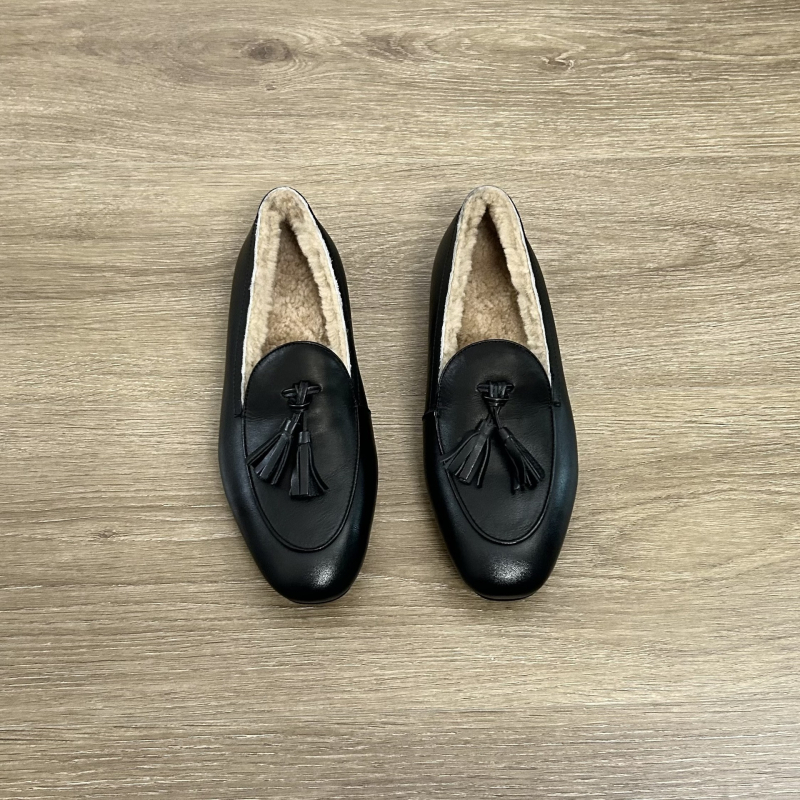 Moters plokščių loaferių iš natūralios odos su avies odos pamušalu, apvalus pirštas, žemas kulnas, slip-on, guma padas, ruduo–žiema