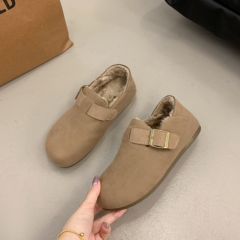 Ženske slip-on plošne cipele u Birkenstock stilu, podstavljene fleeceom, nubuk koža na gornjoj strani, gumena potplat